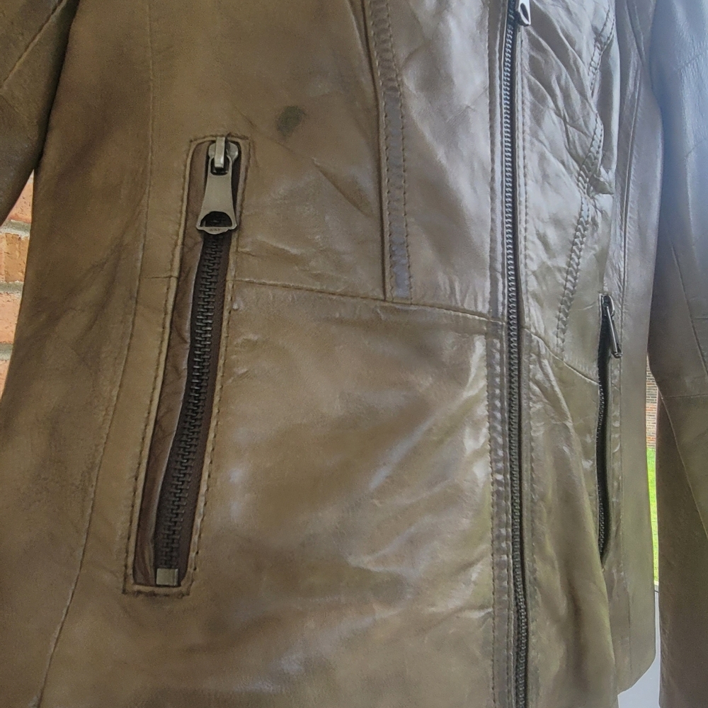 Marc New York Andrew Marc gently worn and stillI love - Picture 5 of 7